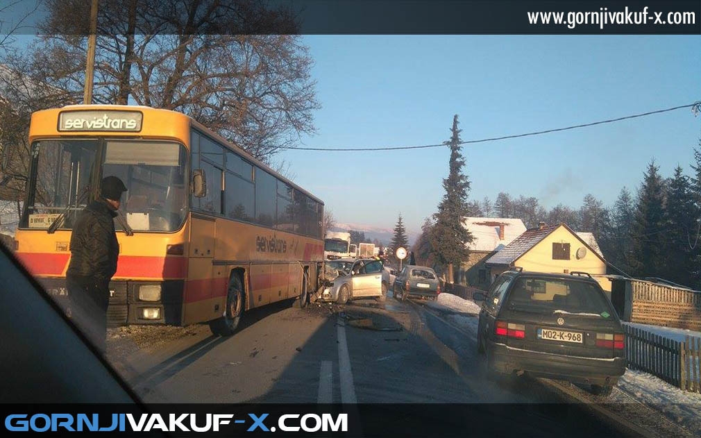 Foto: Saobraćajna nesreća na izlazu iz Bugojna